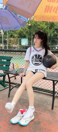 埃弗顿迎战诺丁汉森林：英超保级关键战前瞻